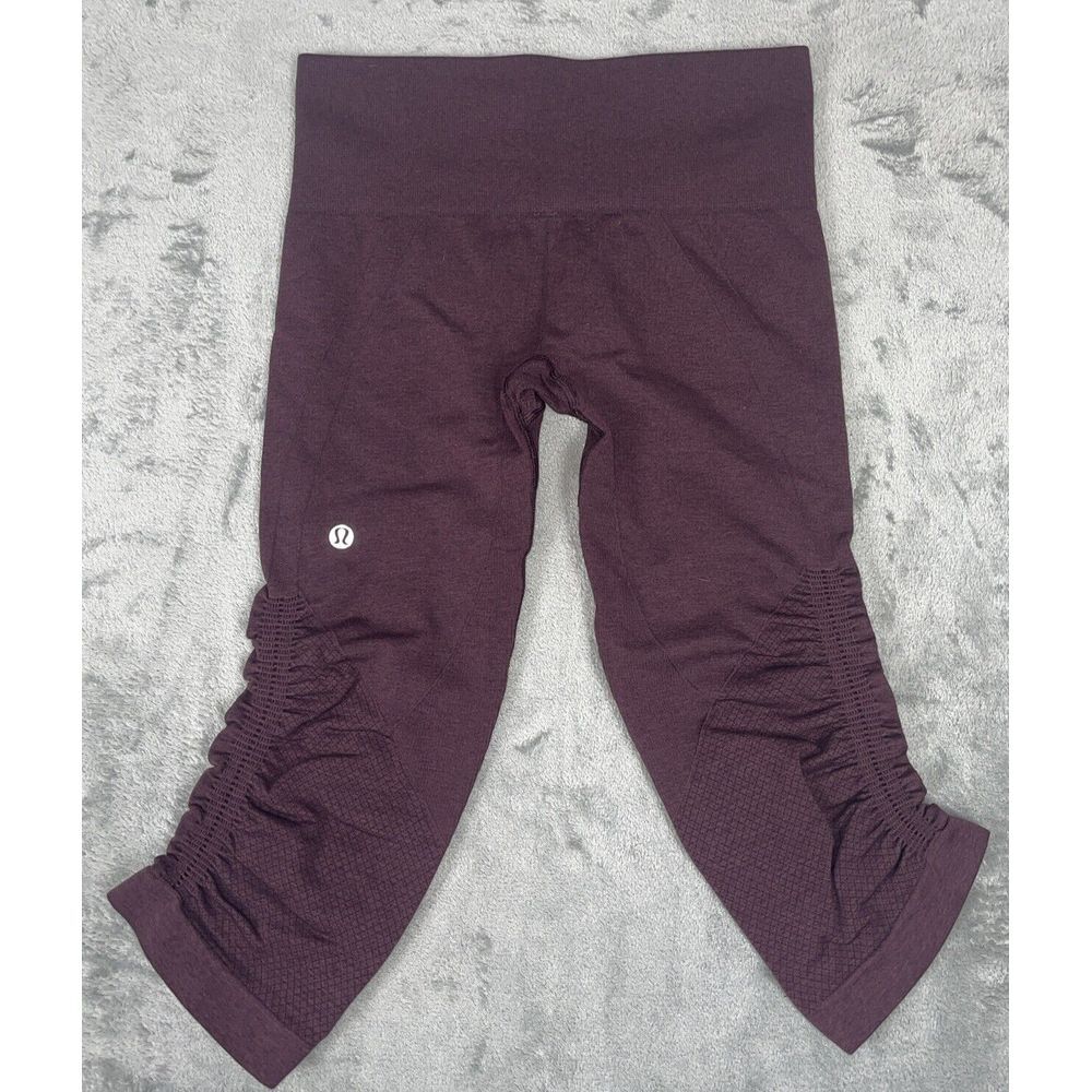 Lululemon Women's In the Flow Seamless Cropped Leggings Burgundy Size 4 EUC